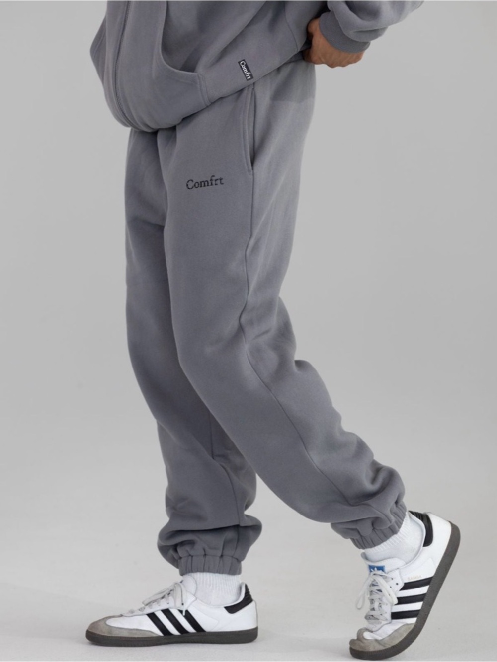 Comfrt Cloud Wolf Gray Fleece Sweatpants. Medium